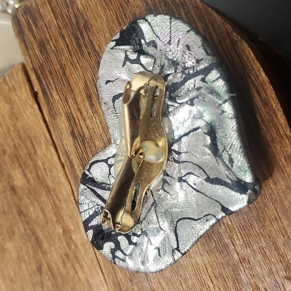 Vintage electric heart scarf or glove clip - Picture 2 of 2